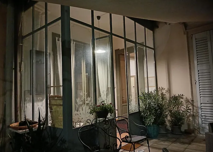 Oda ve Kahvaltı Le 5 Vie *